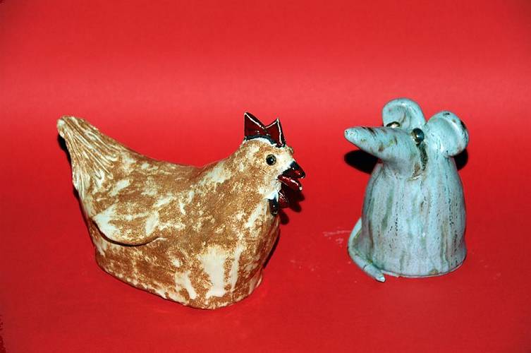 Gartenhuhn und Gartenmaus