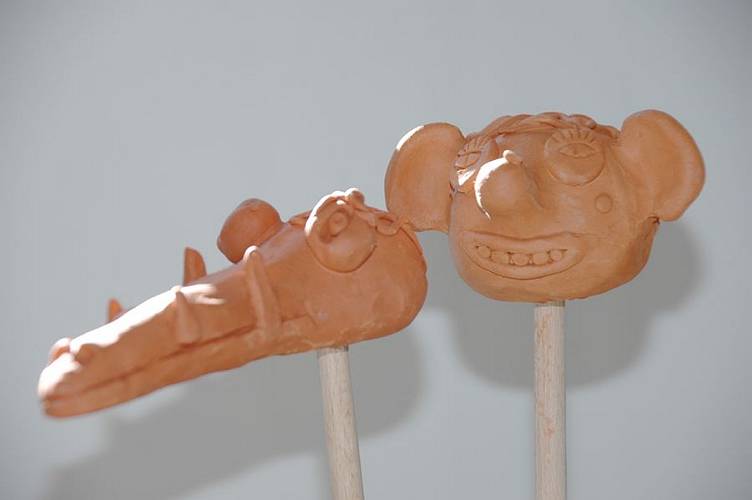 Blumenstecker unglasiert